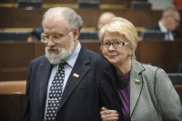 Председатель Центризбиркома Владимир Чуров и член Совета Федерации Наталия Дементьева (2010 год)
