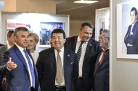 Вячеслав Володин и Иосиф Кобзон на открытии выставки к юбилею Иосифа Кобзона (2017 год)
