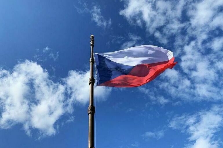 Премьер Чехии: Прага отказывается платить за газ в рублях