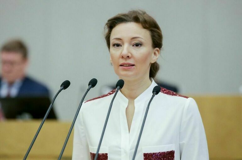 Кузнецова: Для усыновления сирот Донбасса нужно урегулировать правовые нюансы