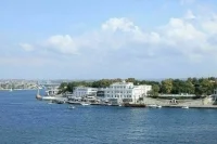 Особый порядок закупок по строительству в Крыму и Севастополе продлили на 2 года