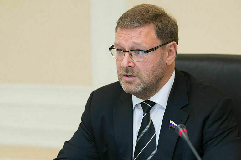 Косачев: Выводы комиссии по биолабораториям на Украине будут рассматривать под микроскопом