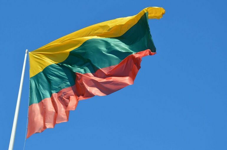 Литва отзовет посла из России и закроет генконсульство в Санкт-Петербурге