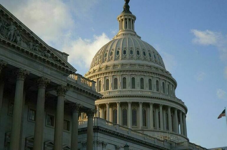 Сенат Конгресса США одобрил законопроект о выделении Украине 40 млрд долларов