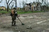 Российские саперы уничтожили более 100 взрывоопасных предметов на &laquo;Азовстали&raquo;