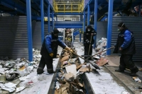 В России хотят запретить производство непригодных для переработки товаров