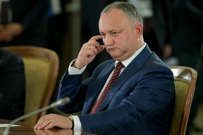 МИД РФ пообещал следить за соблюдением прав экс-президента Молдавии Додона