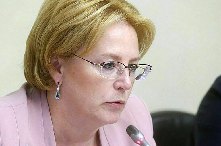 Скворцова попросила у сенаторов поддержки в продвижении онковакцины