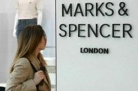Производитель одежды Marks & Spencer объявил об уходе из России