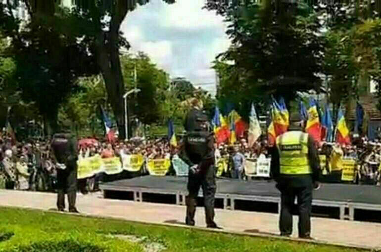 В Кишиневе проходит антиправительственный митинг