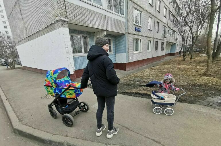 Миронов: Для российской семьи должно стать нормой иметь трех детей