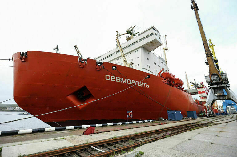 Атомный контейнеровоз «Севморпуть» выполнит два каботажных рейса в Петропавловск-Камчатский  
