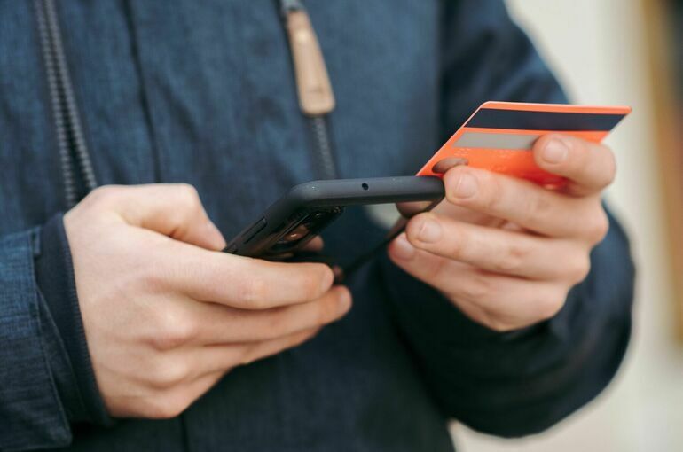 Борьбу Центробанка и МВД с мошенническими списаниями хотят ускорить