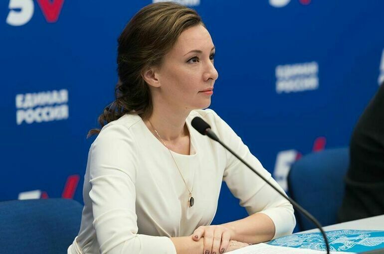 Кузнецова призвала решить вопрос пресечения незаконного вывоза детей с Украины
