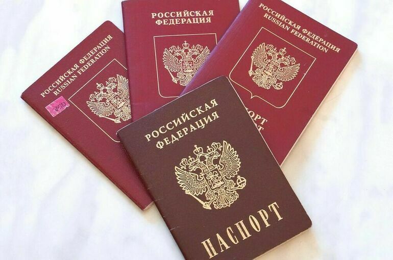 В Запорожской области начали выдавать российские паспорта
