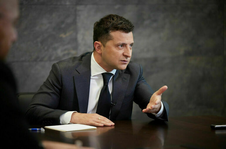 Зеленский обвинил Шольца в попытках «сохранить равновесие»