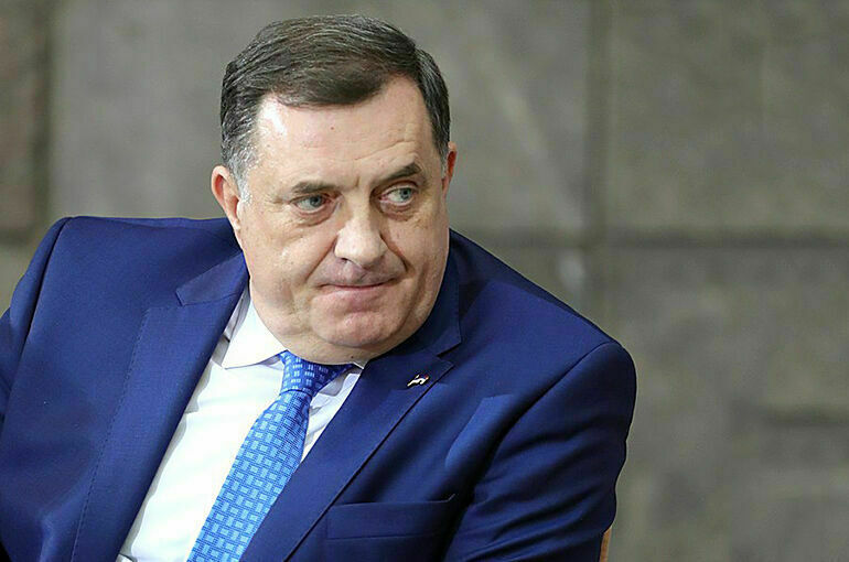 Лидер боснийских сербов поздравил россиян с государственным праздником