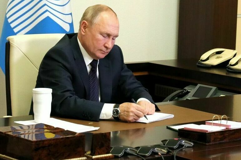 Путин подписал законы о неисполнении решений Европейского суда по правам человека