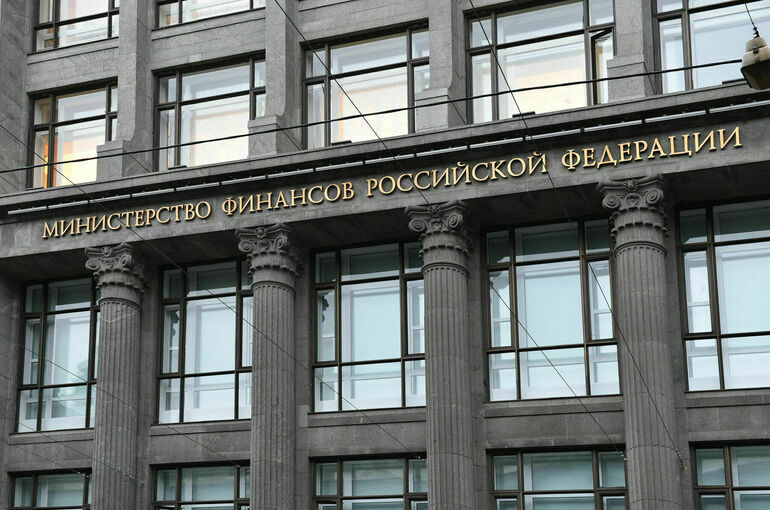 The budget surplus for January-May amounted to almost 1.5 trillion rubles