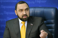 Хамзаев предложил ограничить использование каршеринга для попавших в ДТП 