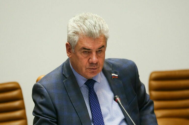 Бондарев: Темпы сдачи Киевом своих территорий растут