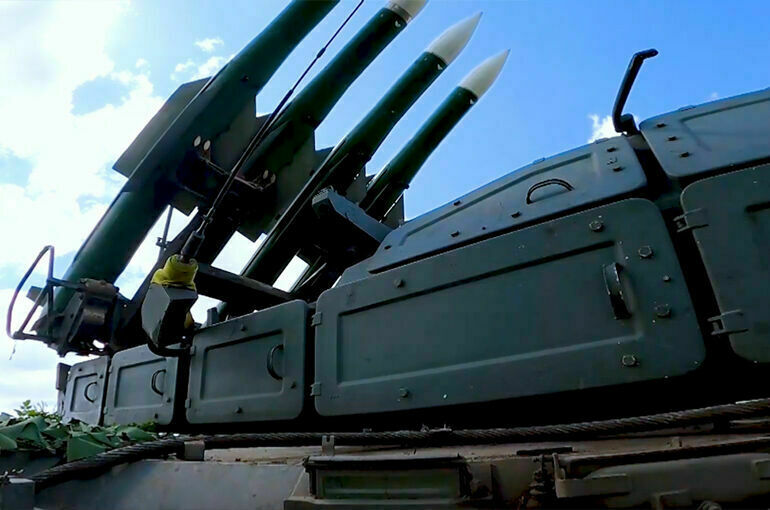 Армия России уничтожила 215 украинских военных самолетов с начала операции