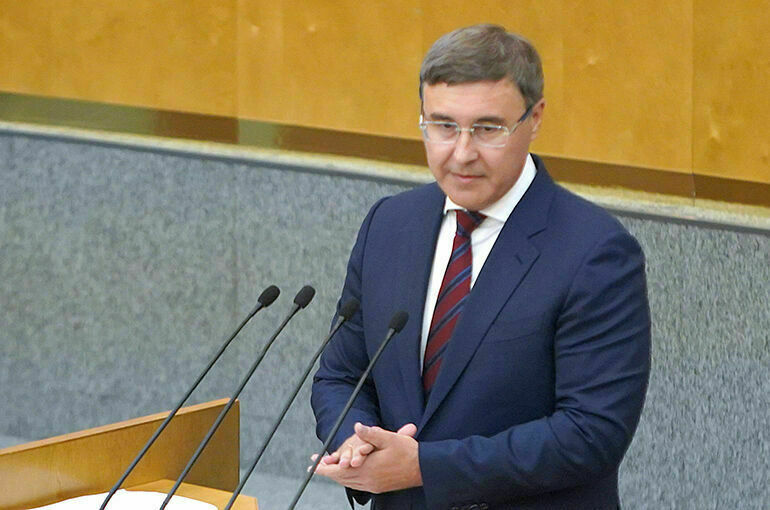 Фальков: Будущее высшего образования связано с очным обучением