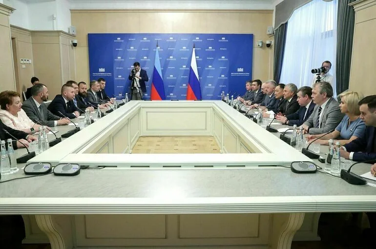 Володин: Для модернизации законодательства ЛНР потребуется серьезная работа