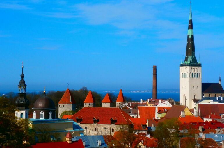 МИД РФ рекомендовал гражданам России воздержаться от поездок в Эстонию