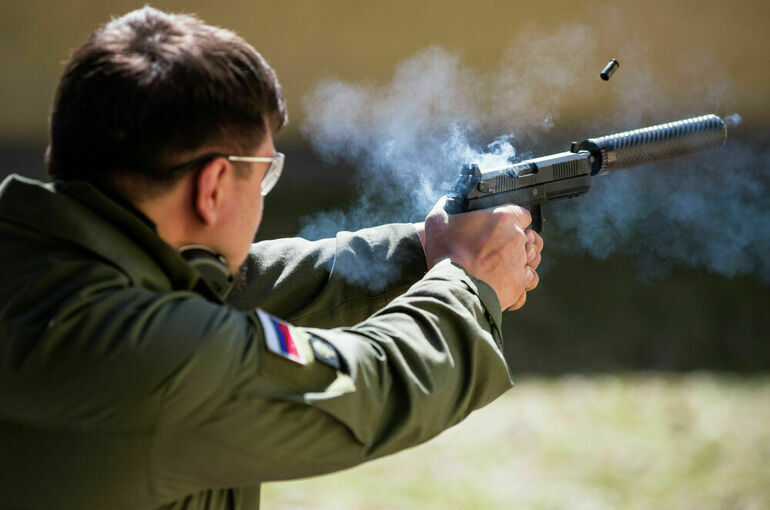  Стрельбу из пистолета с глушителем самообороной не признают