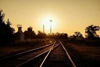 Возобновление железнодорожного сообщения между Крымом и югом Украины откладывается