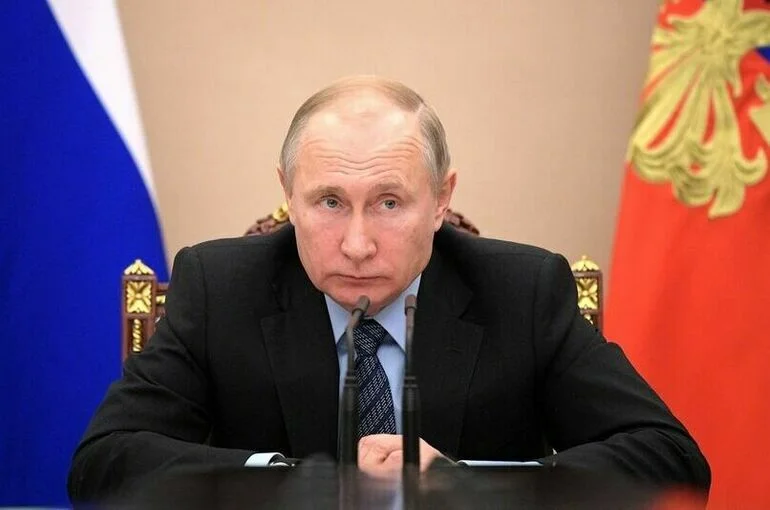 Путин: Запад пытается навязать всему миру модель тоталитарного либерализма