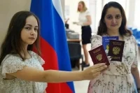 В ЛНР заработал второй пункт выдачи российских паспортов
