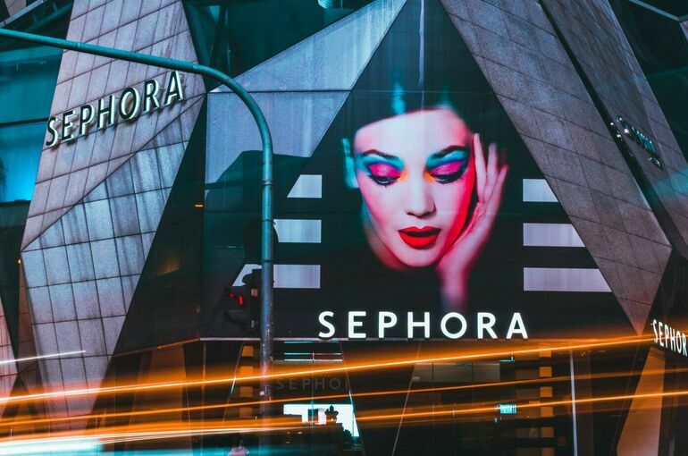 Sephora продаст российские бутики под брендом «Иль де Ботэ»