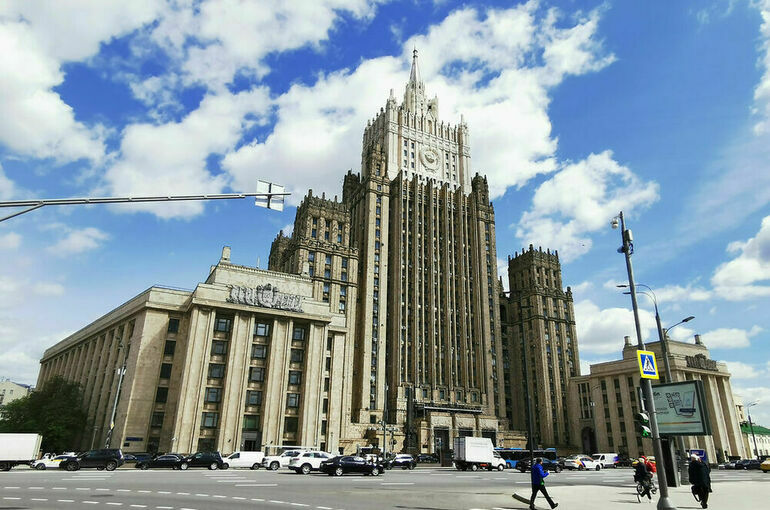 МИД РФ: Ответ Москвы на западные санкции может быть весьма болезненным