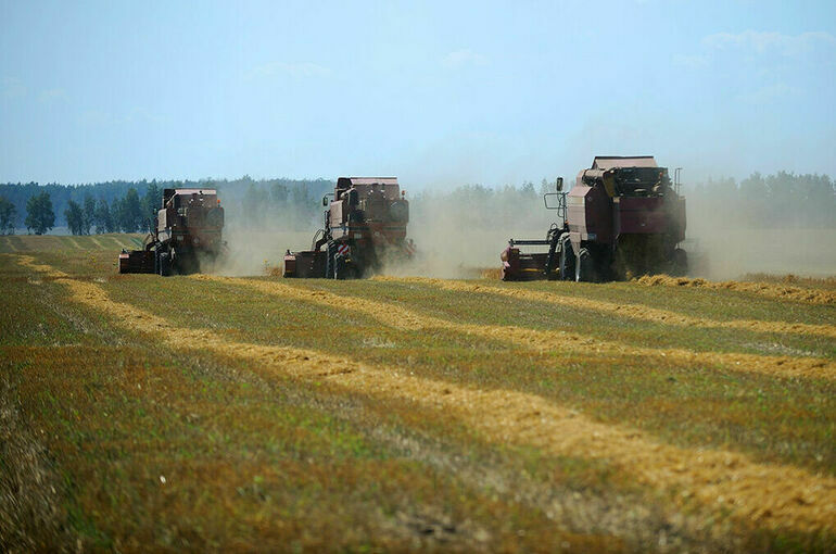 Оглоблина призвала принять меры, чтобы выпущенная в России сельхозтехника не уходила за рубеж