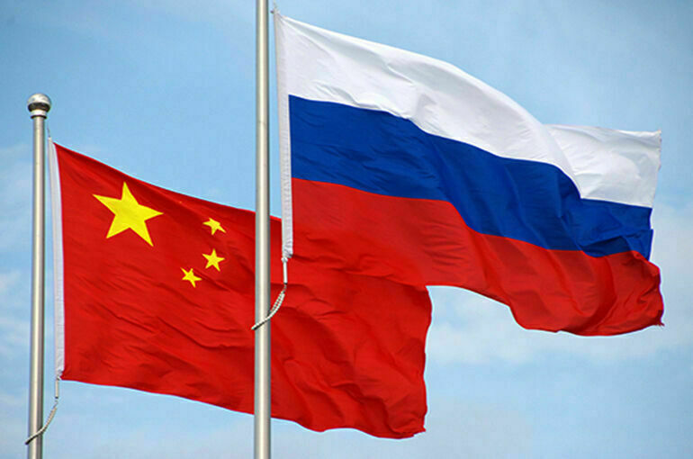 СМИ: РФ и КНР извлекают выгоду из замешательства Запада