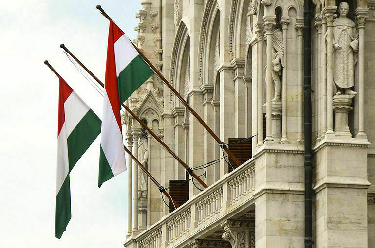 Правительство Венгрии объявило в стране режим ЧП в сфере энергетики