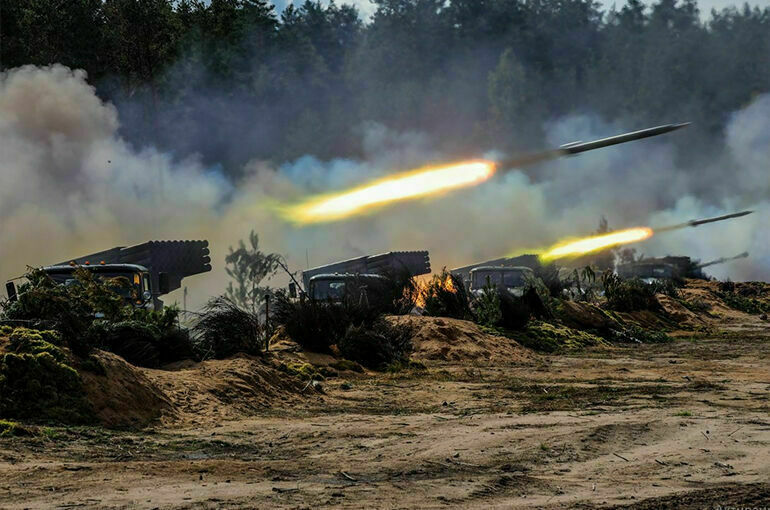 СМИ: Украина выбрала проигрышную стратегию действий против армии России