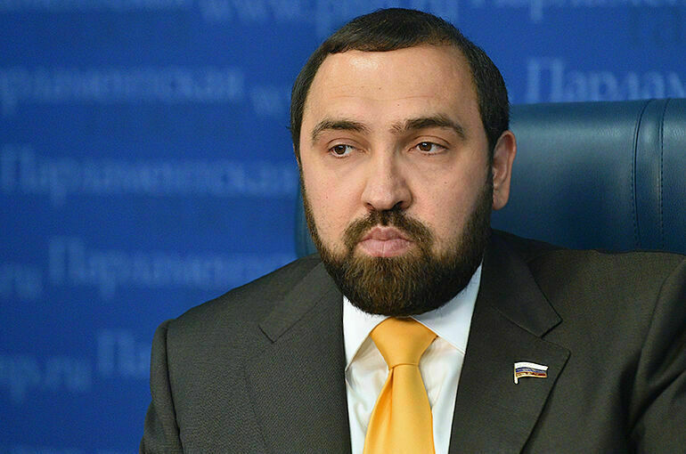 Депутат Хамзаев предложил создать организацию «Ростабак»