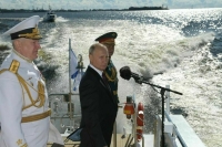 Путин планирует посетить Главный военно-морской парад в Петербурге