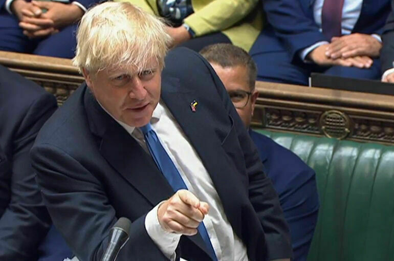 Джонсон попрощался с парламентом Великобритании фразой из «Терминатора»