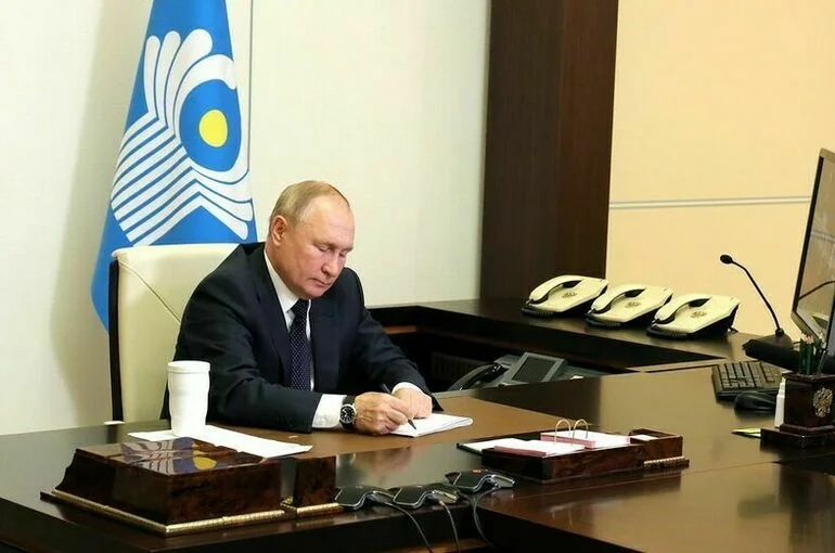 Путин поздравил Драупади Мурму с избранием на пост президента Индии