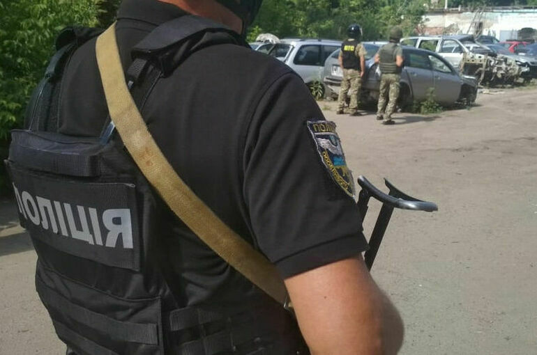 У жителей Полтавской области изъяли танки, бронетранспортеры и оружие