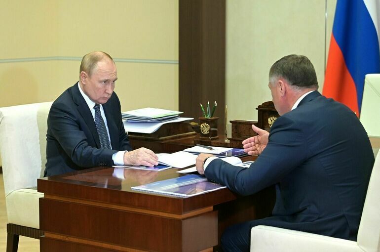 Путин поручил построить медицинский центр в Мариуполе и перинатальный центр в Донбассе