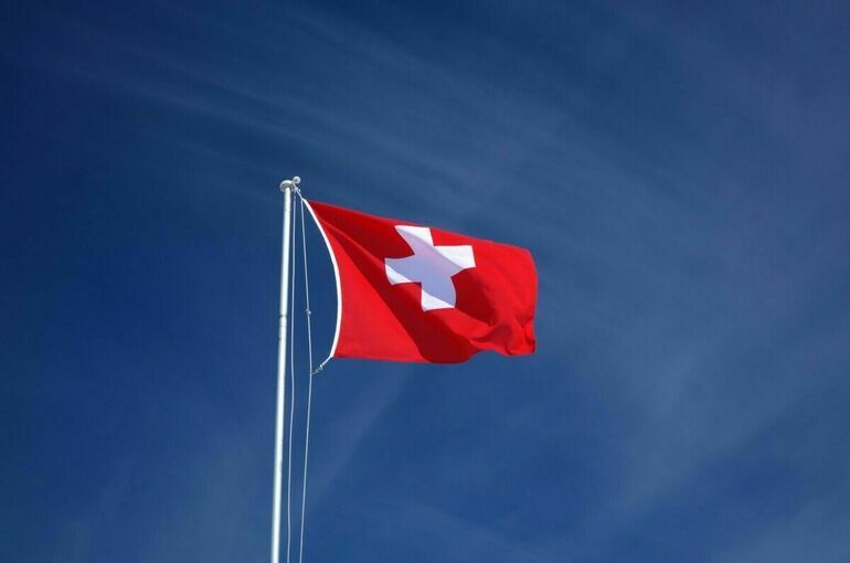 Швейцарский банк заблокировал личный счет постпреда РФ при ООН в Женеве