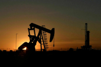 Объем доходов от нефти и газа в июле оказался ниже запланированного