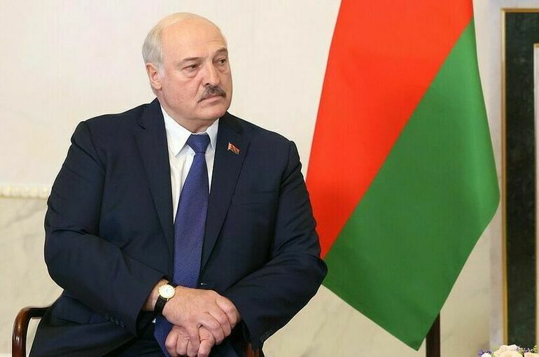 Лукашенко заявил об опасности разрушения стабильности в Белоруссии