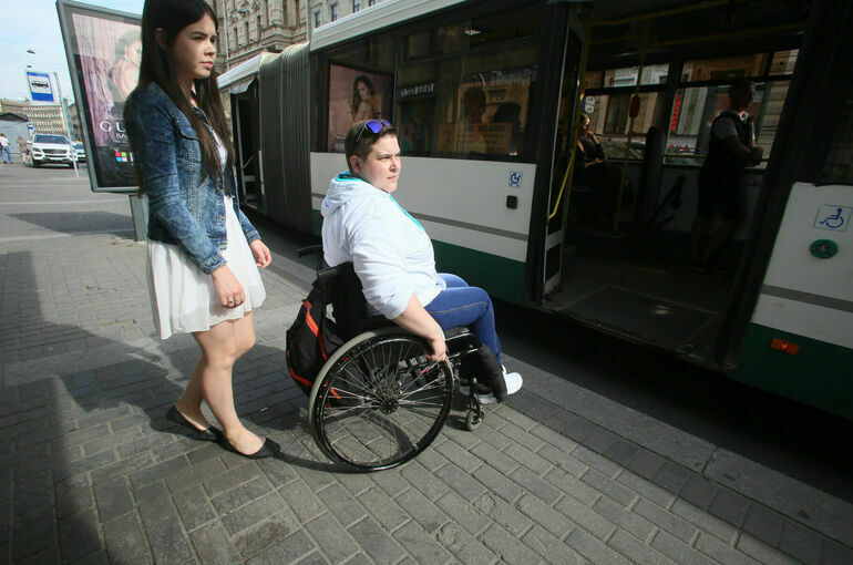 В Правительстве поддержали запрет высаживать из транспорта инвалидов I группы