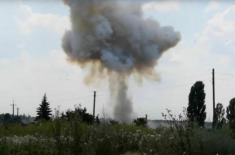 Власти Крыма сообщили о взрывах в районе Новофедоровки